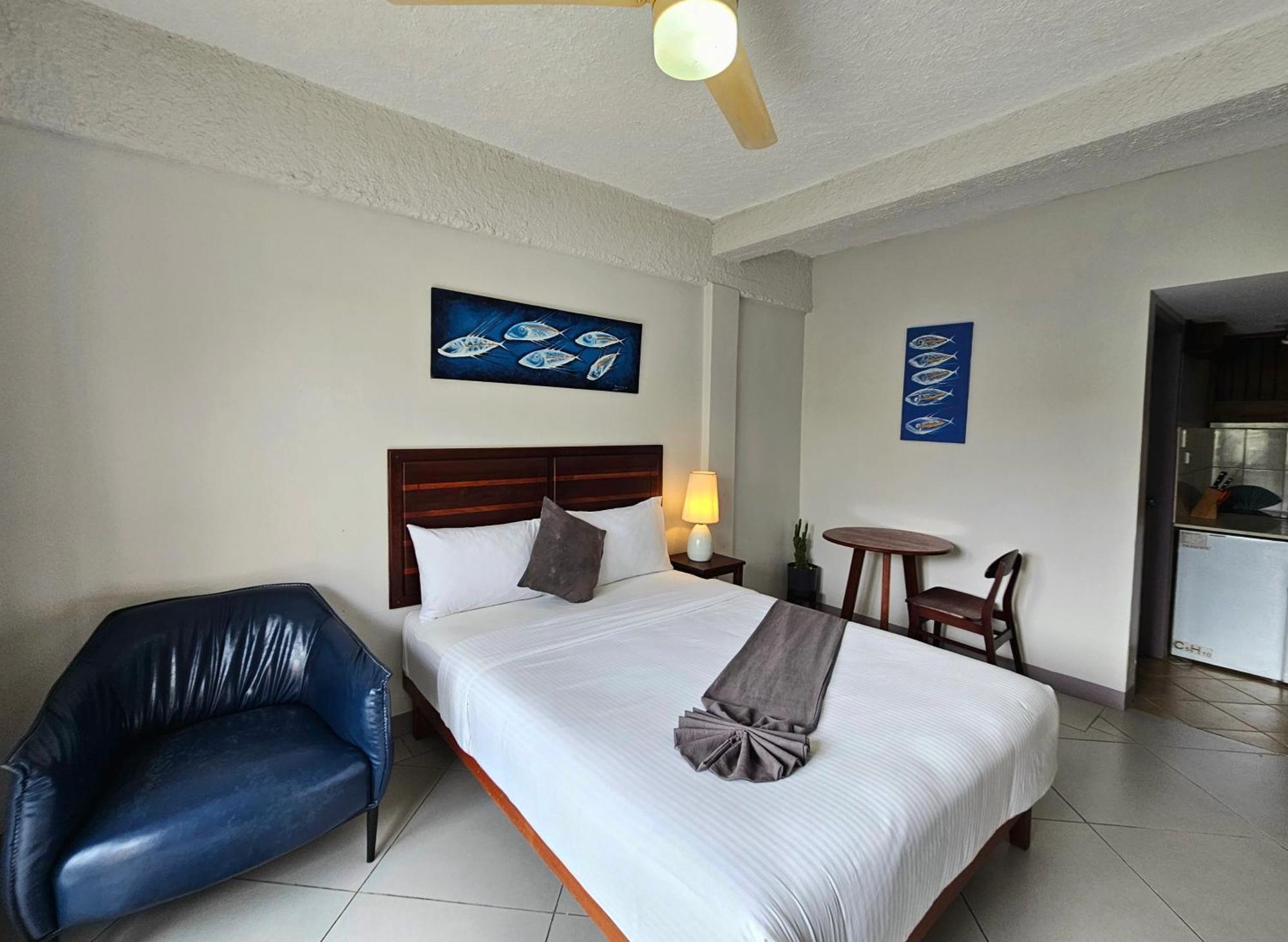 Sanalae Apartments Honiara Eksteriør bilde